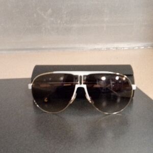 Stylish Aviator Sunglasses